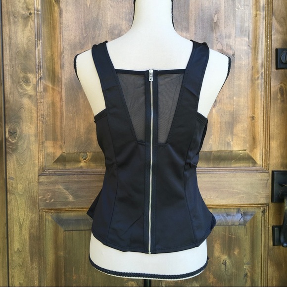 *New* Women's mesh plunge tank peplum top 🌟 - Picture 2 of 3